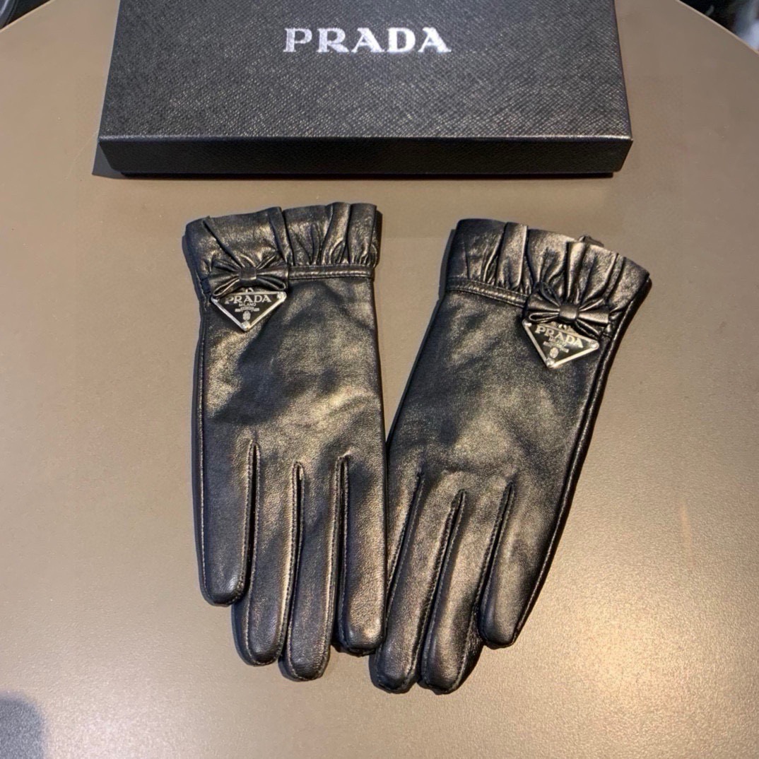 Cheap Gloves in 220648, $45 USD- [IB220648] - Replica Gloves