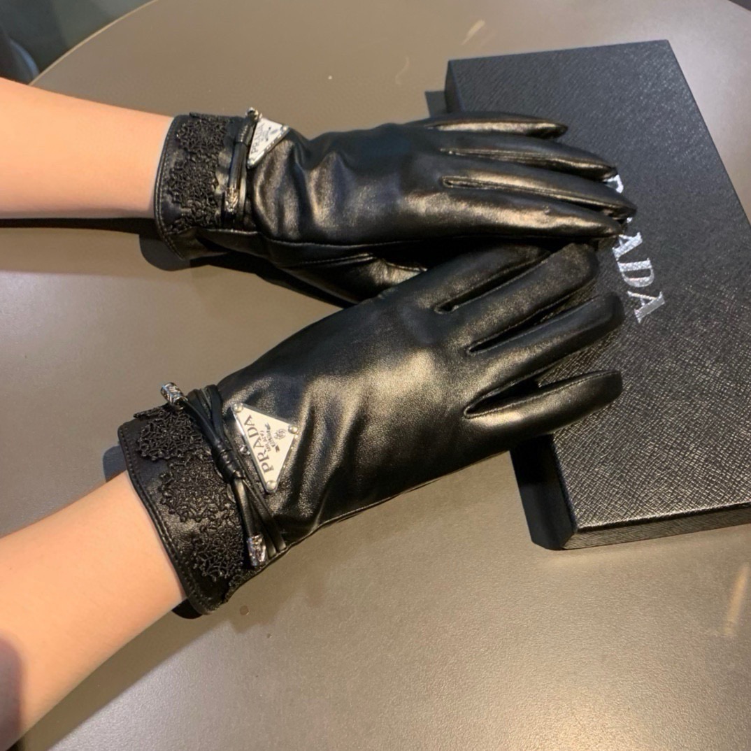 Cheap Gloves in 220650, $45 USD- [IB220650] - Replica Gloves