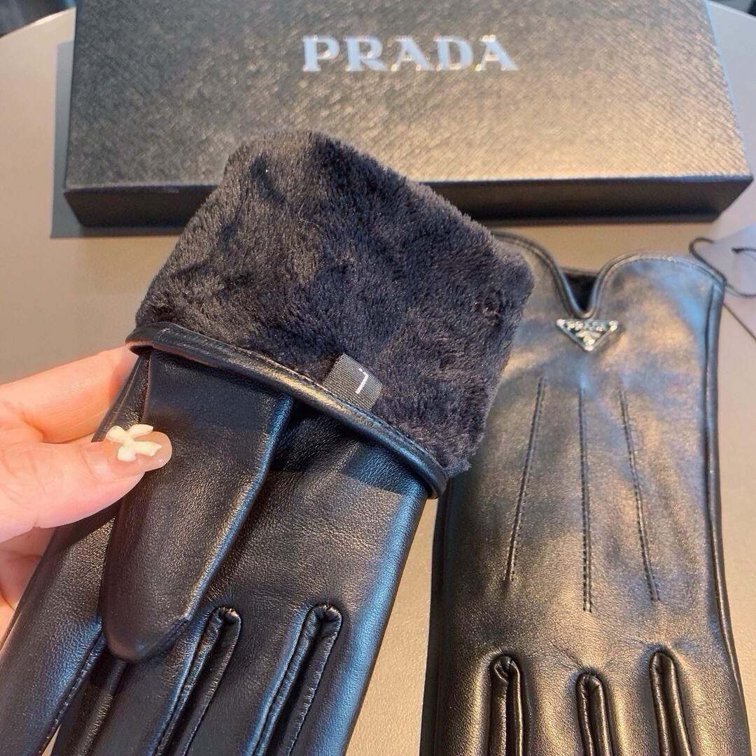 Cheap Gloves in 220651, $45 USD- [IB220651] - Replica Gloves