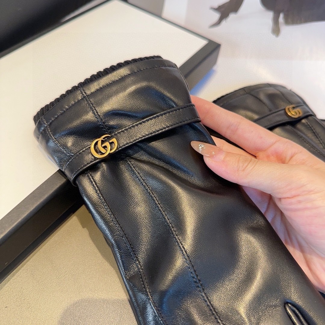 Cheap Gloves in 220669, $45 USD- [IB220669] - Replica Gloves