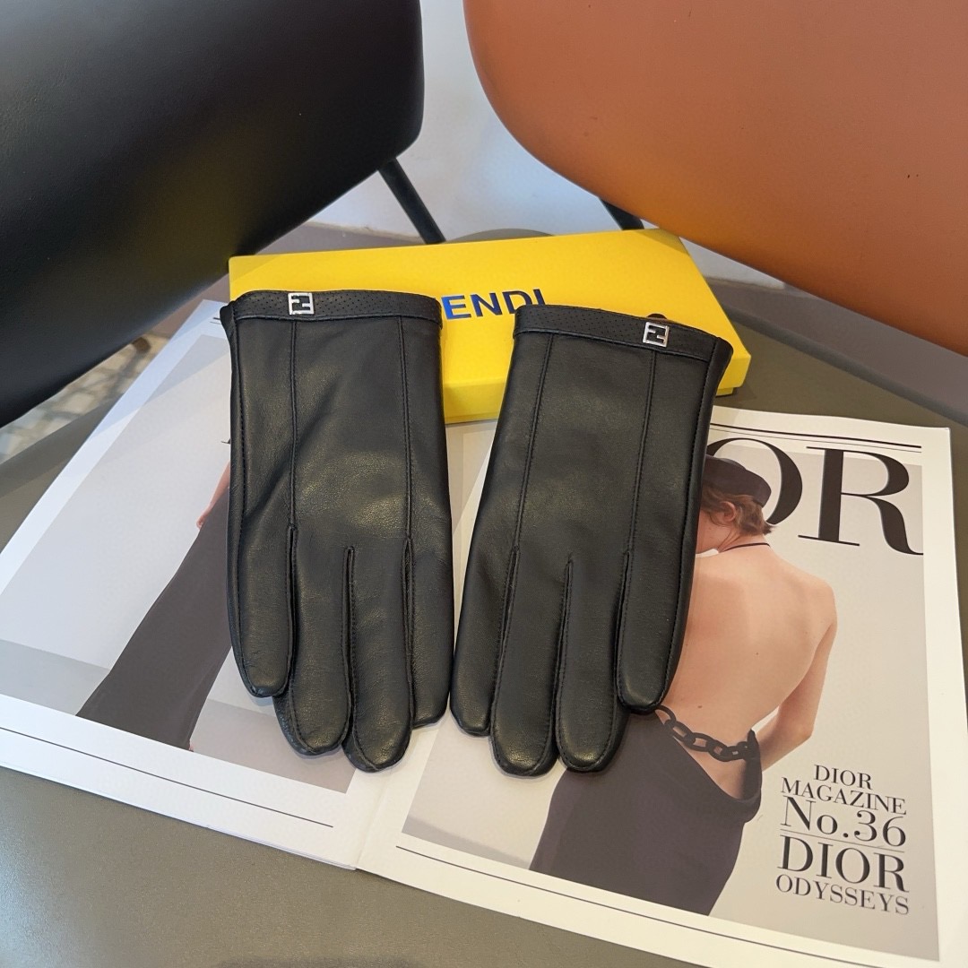 Cheap Gloves in 220670, $45 USD- [IB220670] - Replica Gloves