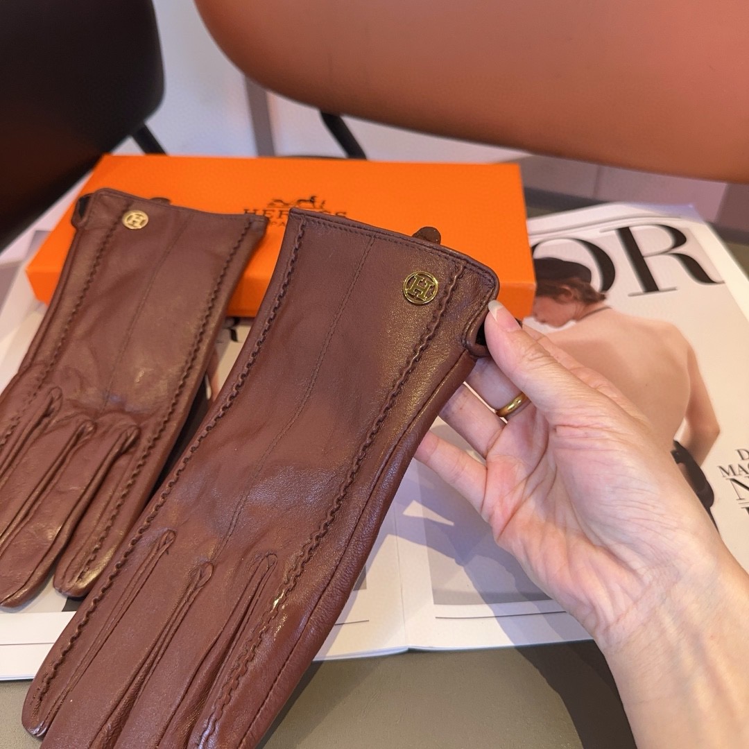 Cheap Gloves in 220675, $45 USD- [IB220675] - Replica Gloves