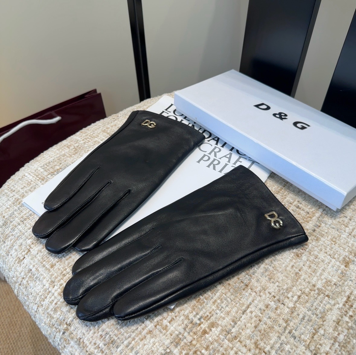 Cheap Gloves in 220678, $45 USD- [IB220678] - Replica Gloves
