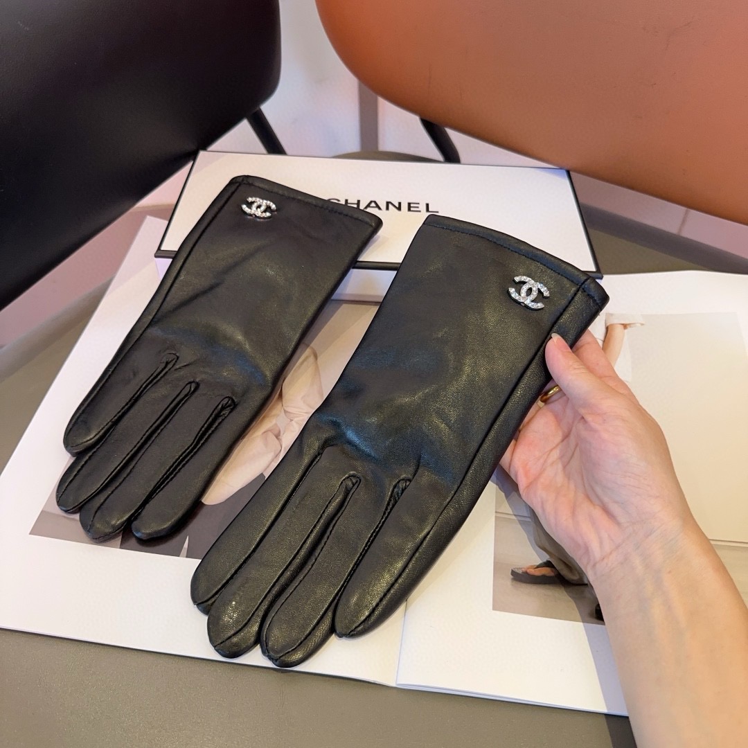 Cheap Gloves in 220680, $45 USD- [IB220680] - Replica Gloves