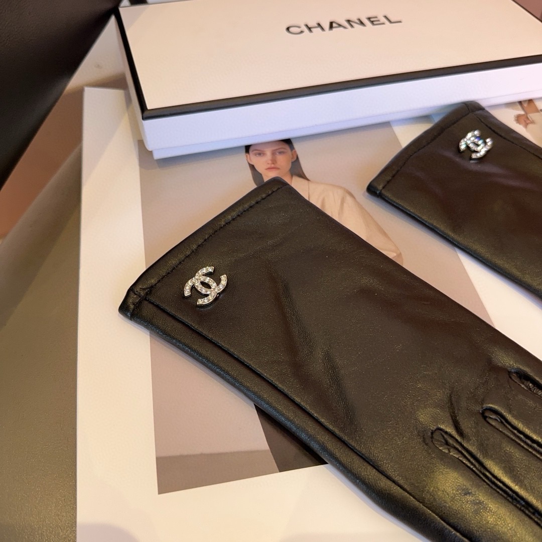 Cheap Gloves in 220680, $45 USD- [IB220680] - Replica Gloves