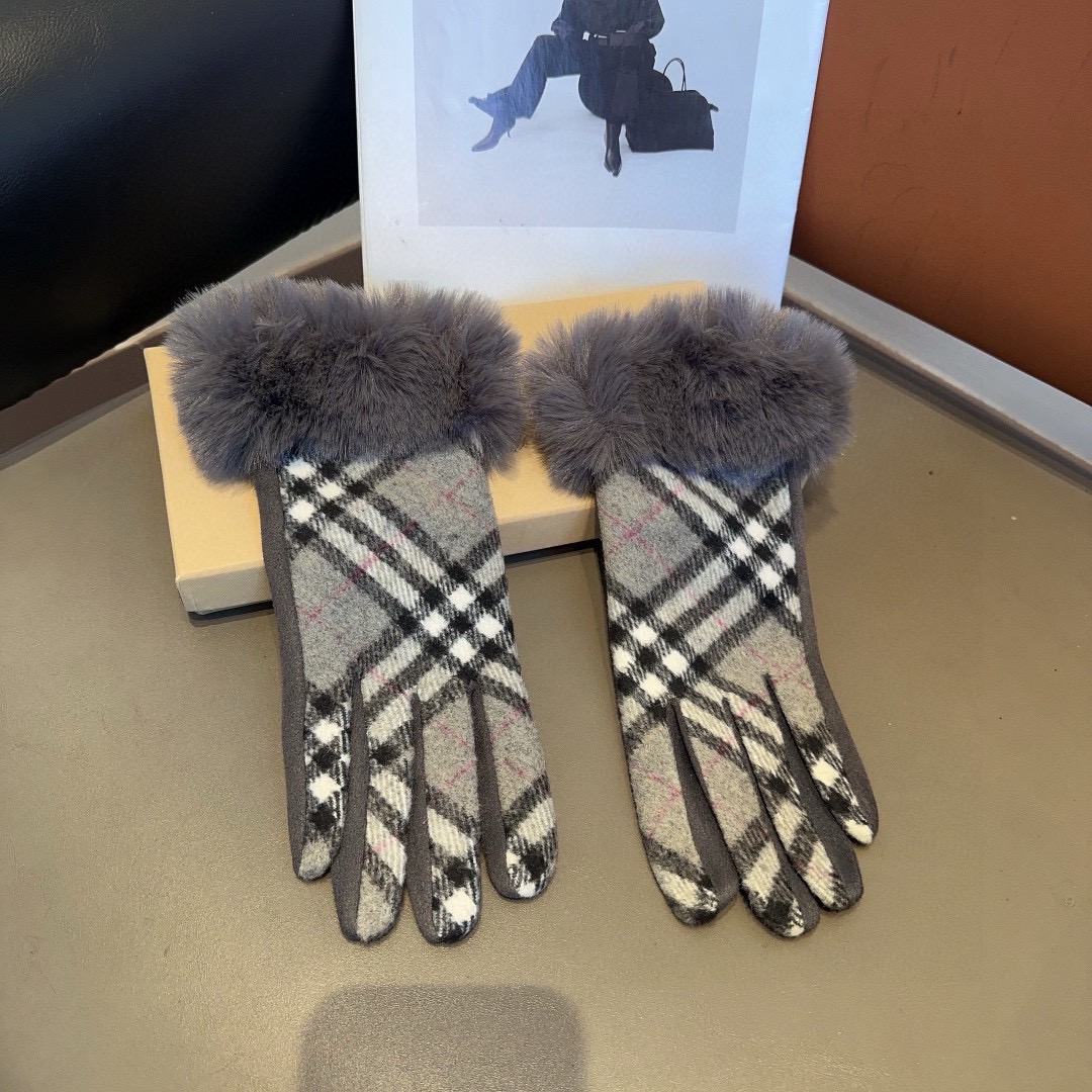 Cheap Gloves in 220683, $45 USD- [IB220683] - Replica Gloves