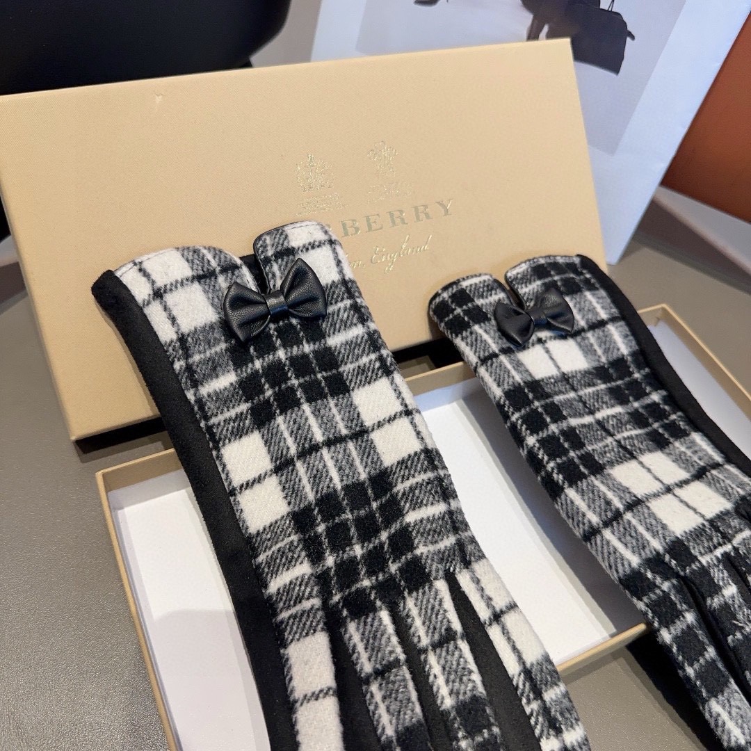Cheap Gloves in 220684, $45 USD- [IB220684] - Replica Gloves