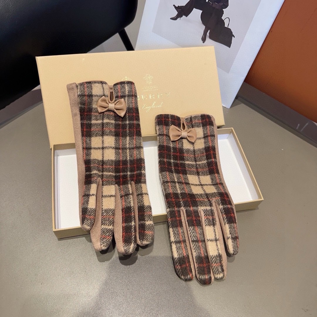 Cheap Gloves in 220685, $45 USD- [IB220685] - Replica Gloves