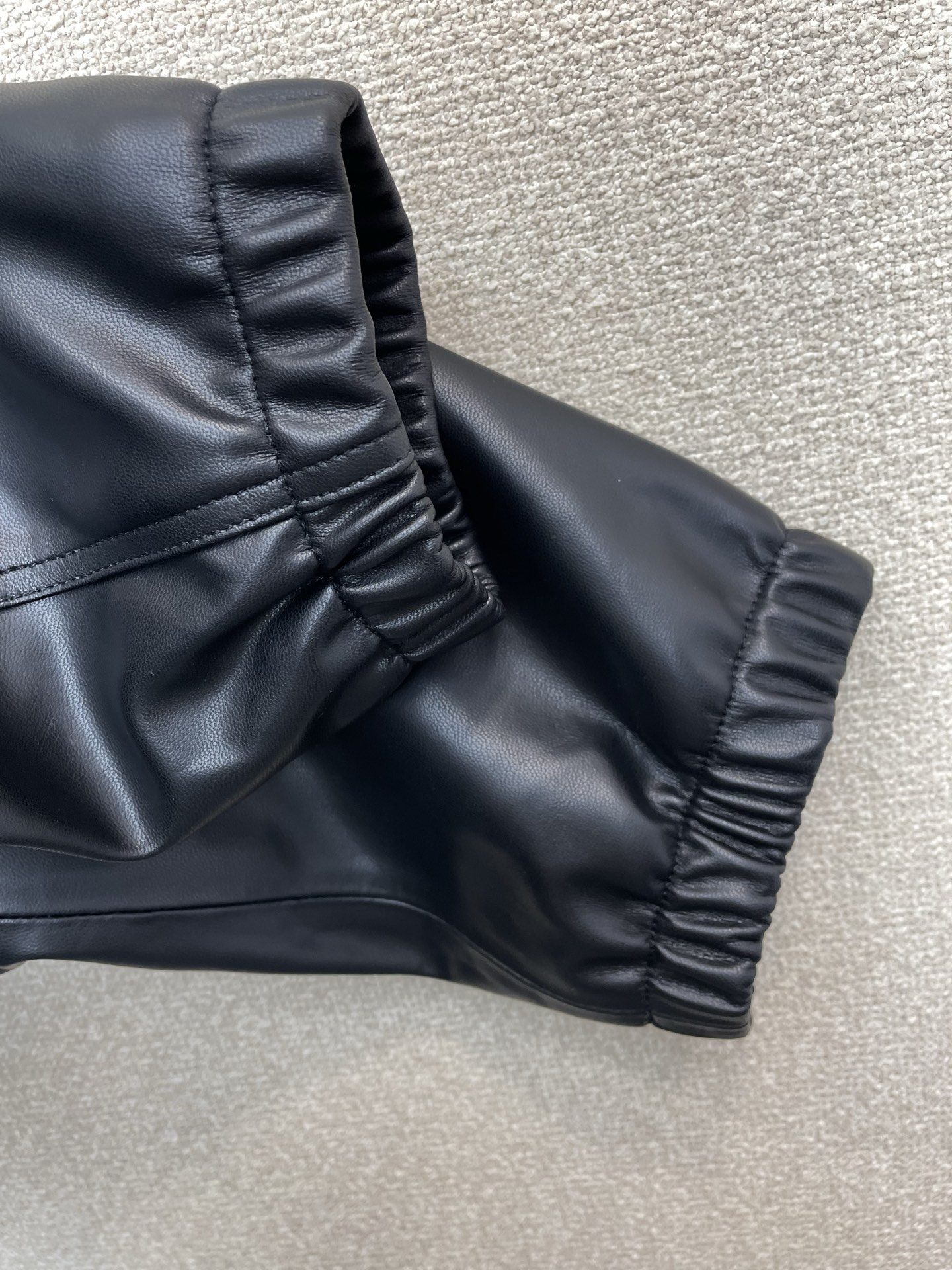 Cheap Burberry Trench Coats For Men in 221183, $450 USD- [IB221183] - Replica Burberry Trench Coats For Men