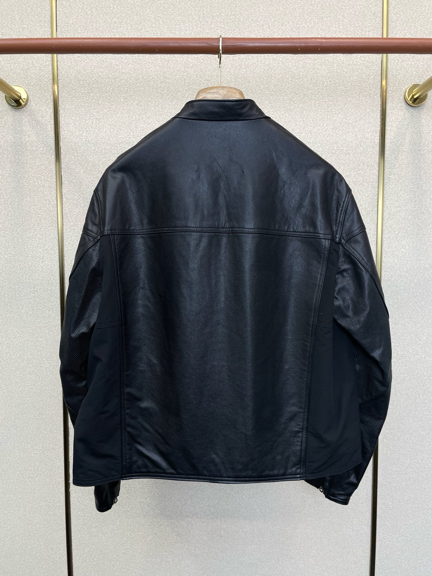 Cheap Gucci Winter Warm Coats For Men in 221223, $450 USD- [IB221223] - Replica Gucci Winter Warm Coats For Men