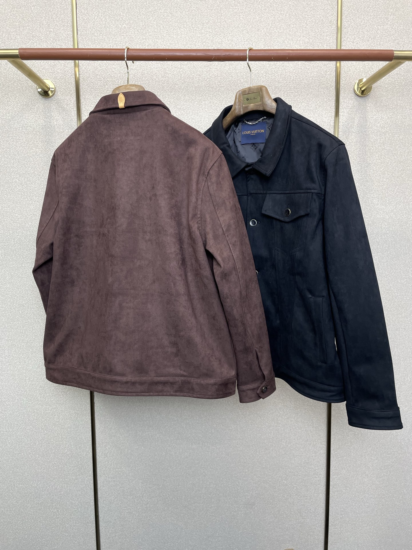 Cheap Louis Vuitton Thin Jackets For Men in 221239, $125 USD- [IB221239] - Replica Louis Vuitton Thin Jackets For Men