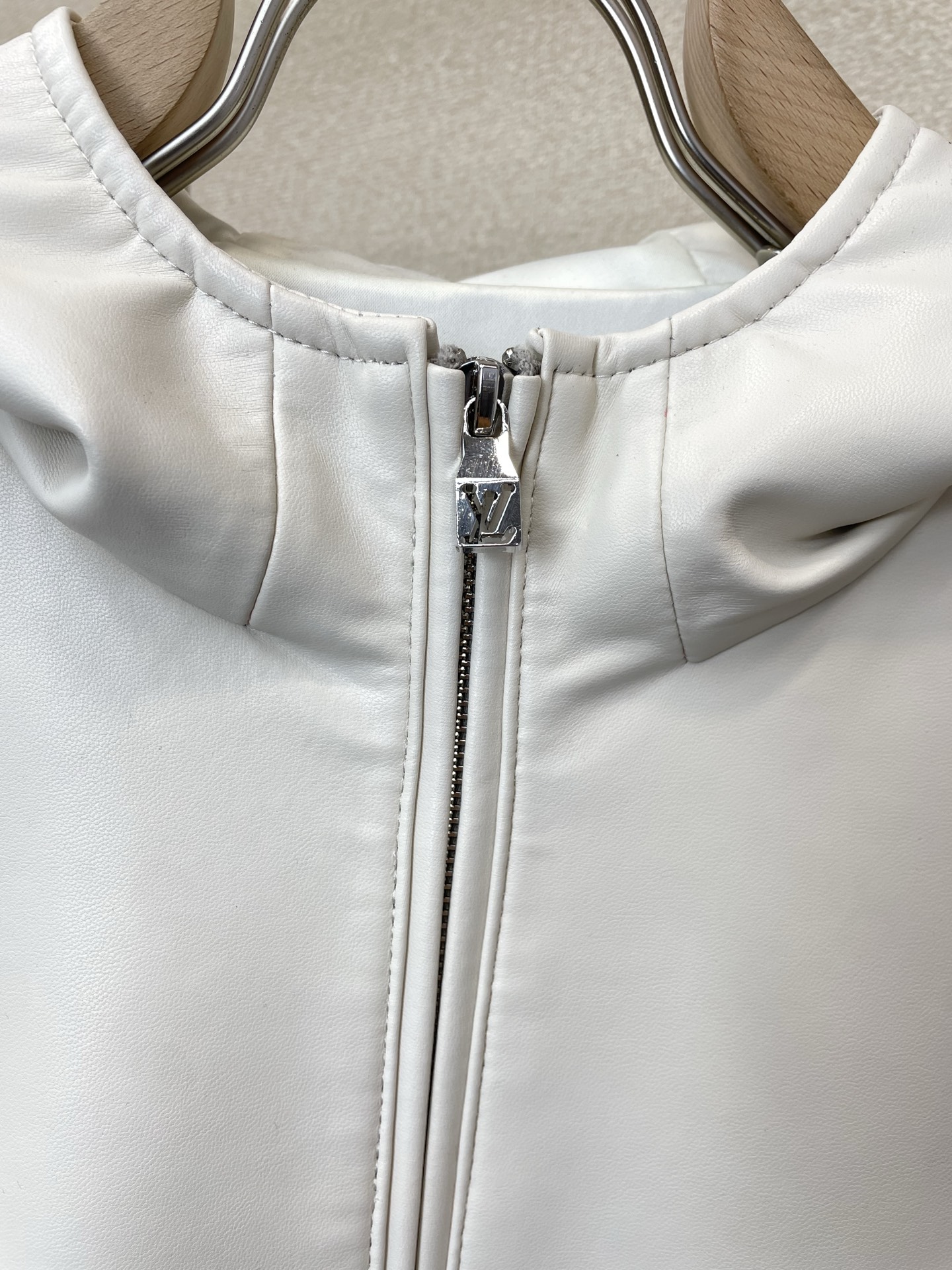 Cheap Louis Vuitton Thick Jackets For Men in 221242, $450 USD- [IB221242] - Replica Louis Vuitton Thick Jackets For Men
