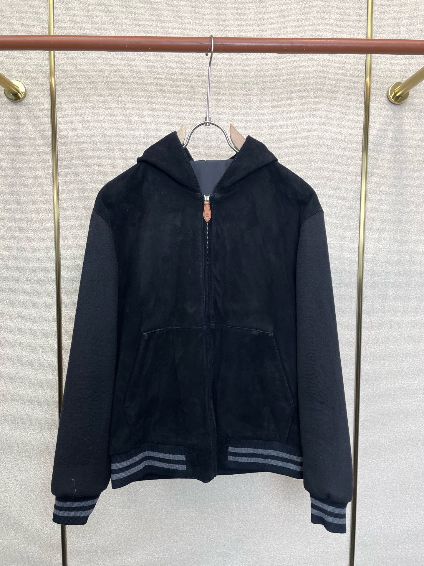 Cheap Louis Vuitton Thick Jackets For Men in 221243, $460 USD- [IB221243] - Replica Louis Vuitton Thick Jackets For Men