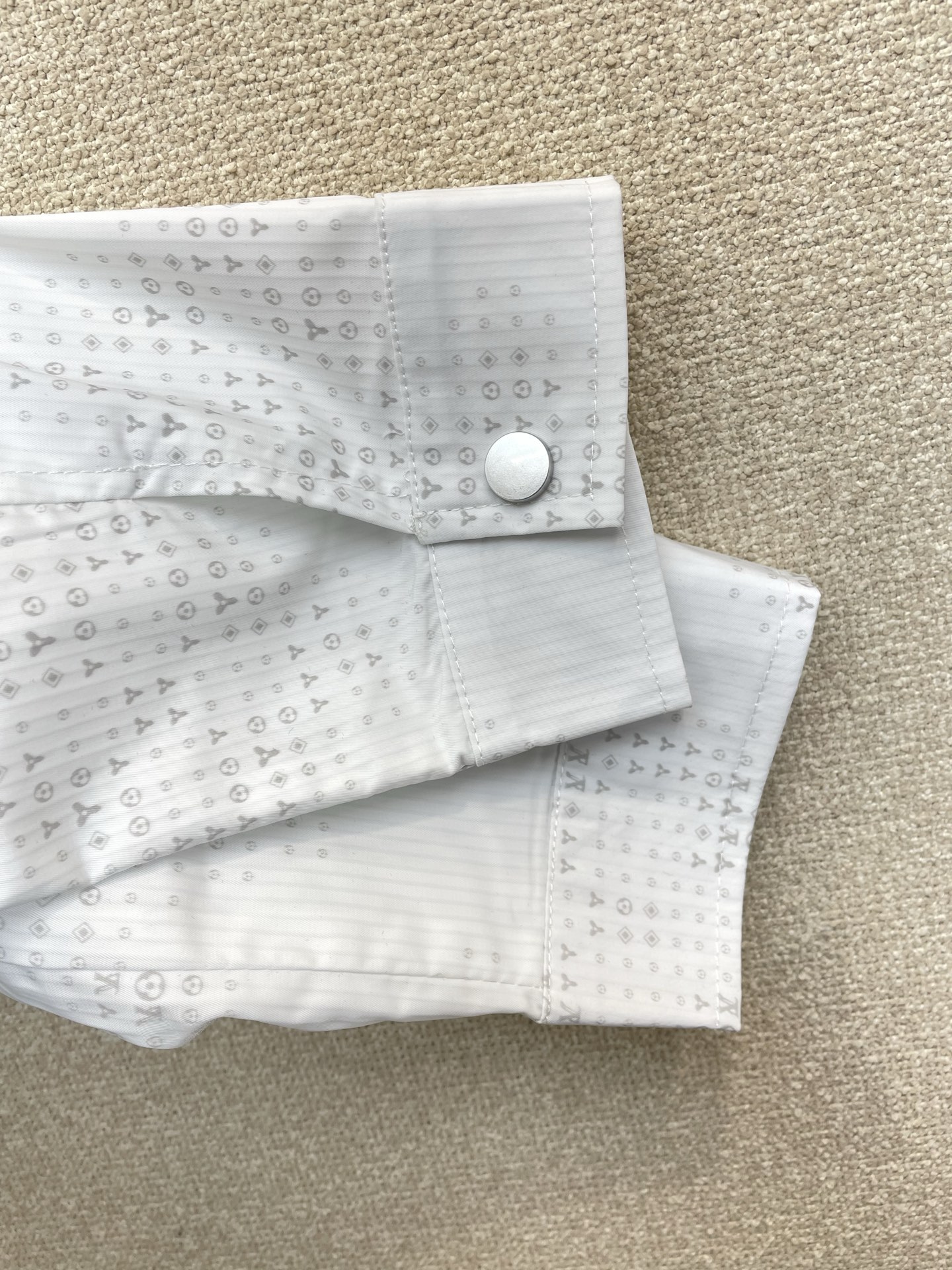 Cheap Louis Vuitton Thin Jackets For Men in 221248, $110 USD- [IB221248] - Replica Louis Vuitton Thin Jackets For Men