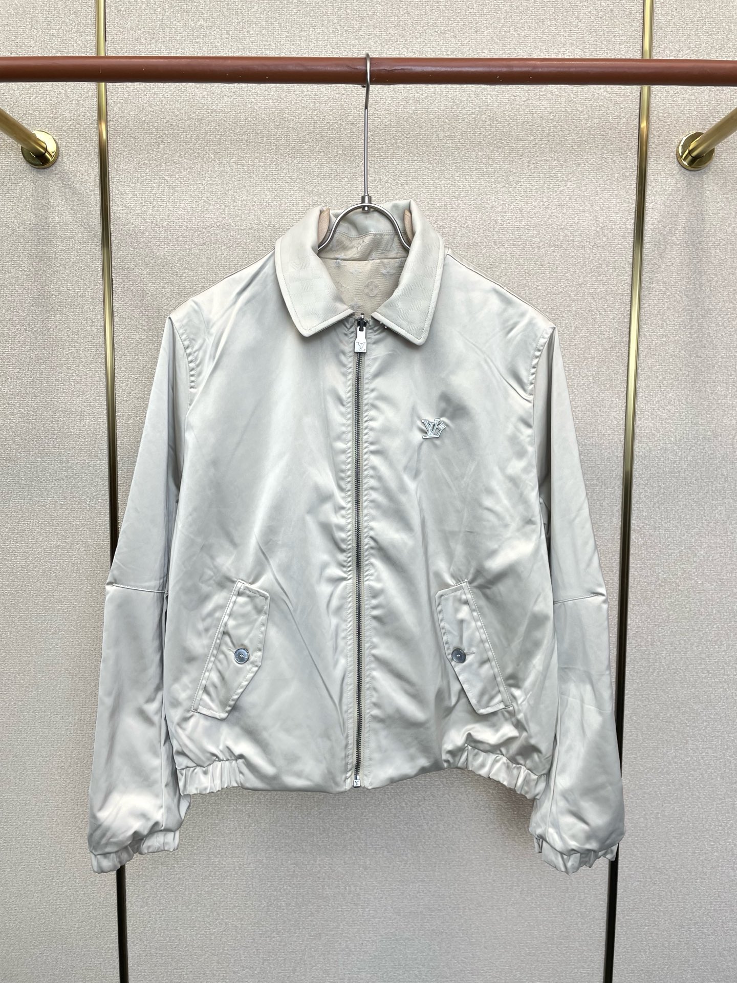 Cheap Louis Vuitton Thin Jackets For Men in 221249, $120 USD- [IB221249] - Replica Louis Vuitton Thin Jackets For Men