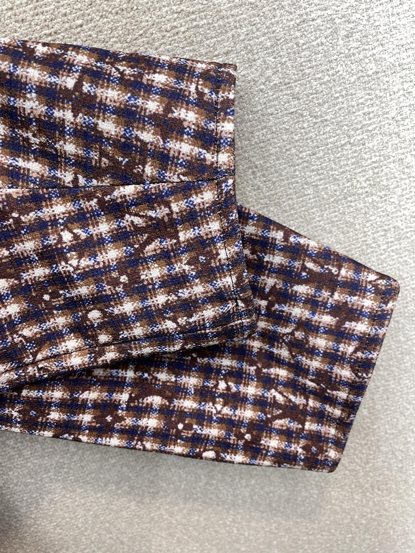 Cheap Louis Vuitton Thin Jackets For Men in 221250, $135 USD- [IB221250] - Replica Louis Vuitton Thin Jackets For Men