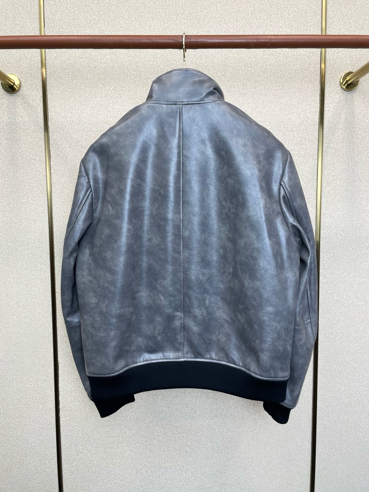 Cheap Louis Vuitton Thick Jackets For Men in 221253, $450 USD- [IB221253] - Replica Louis Vuitton Thick Jackets For Men
