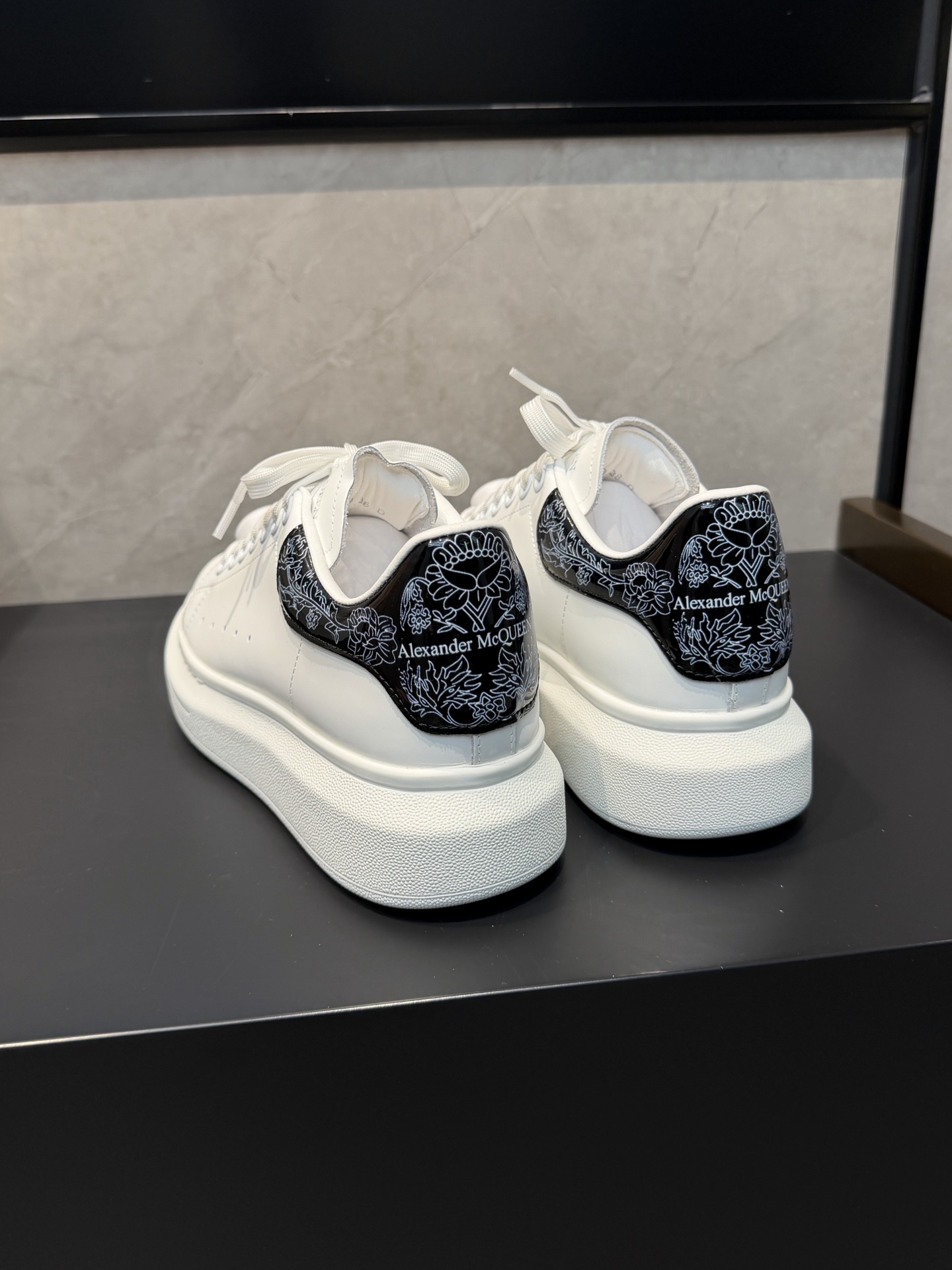 Cheap Alexander Mcqueen Sneakers For Women in 221499, $90 USD- [IB221499] - Replica Alexander Mcqueen Sneakers For Women