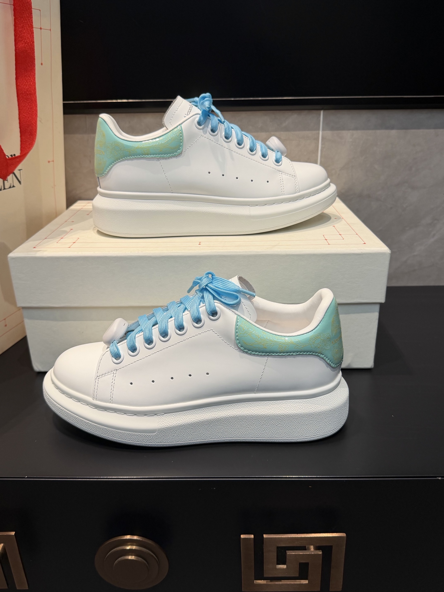 Cheap Alexander Mcqueen Sneakers For Women in 221500, $90 USD- [IB221500] - Replica Alexander Mcqueen Sneakers For Women