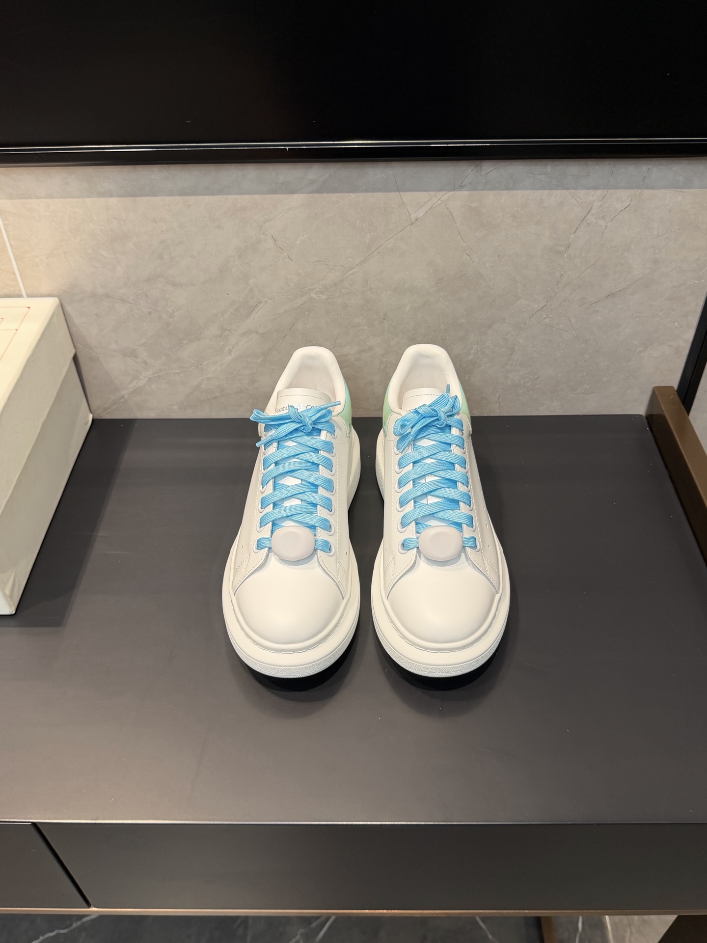 Cheap Alexander Mcqueen Sneakers For Women in 221500, $90 USD- [IB221500] - Replica Alexander Mcqueen Sneakers For Women