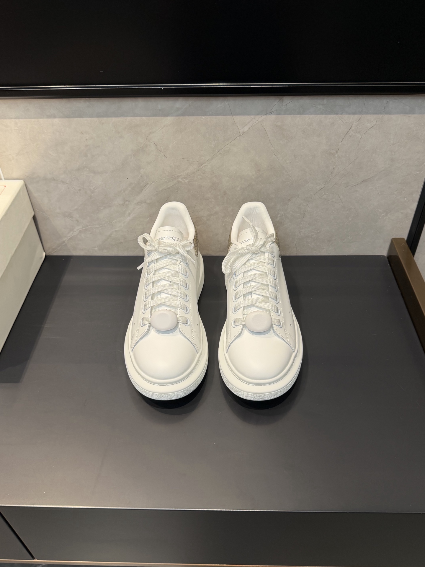 Cheap Alexander Mcqueen Sneakers For Women in 221501, $90 USD- [IB221501] - Replica Alexander Mcqueen Sneakers For Women