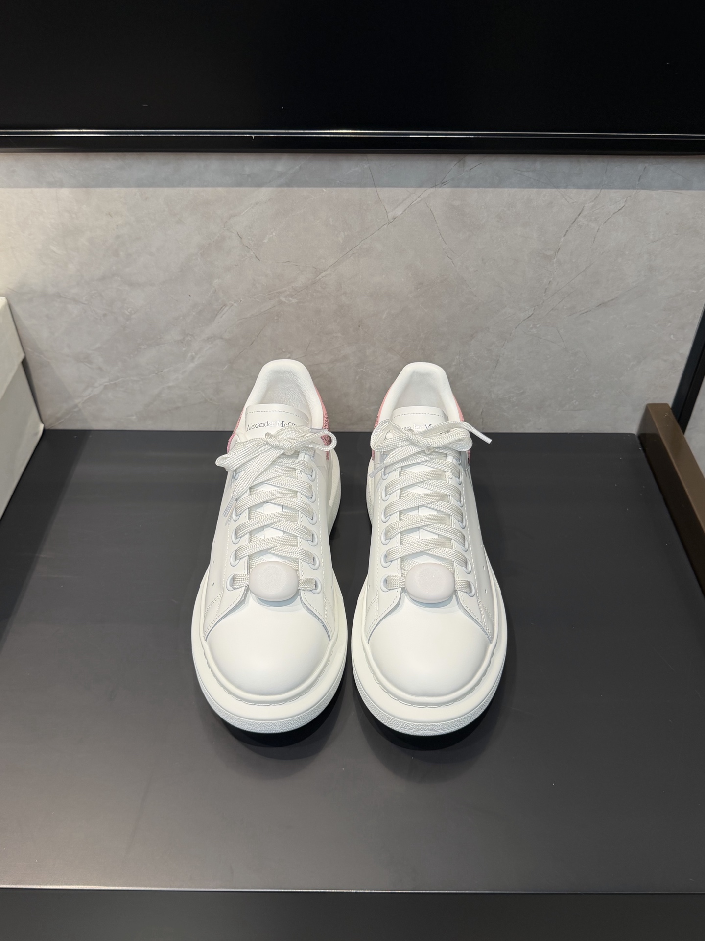 Cheap Alexander Mcqueen Sneakers For Women in 221502, $90 USD- [IB221502] - Replica Alexander Mcqueen Sneakers For Women