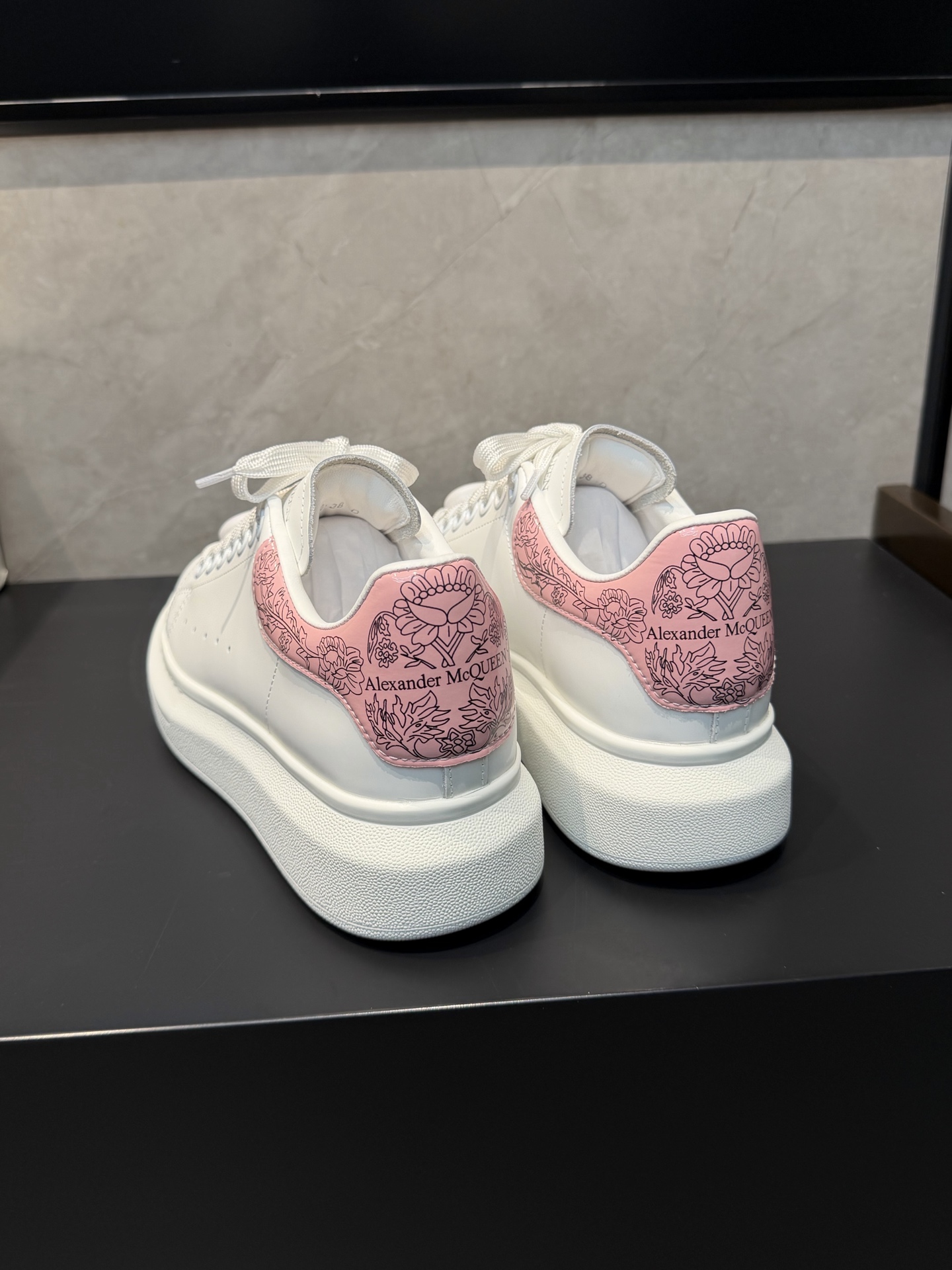 Cheap Alexander Mcqueen Sneakers For Women in 221502, $90 USD- [IB221502] - Replica Alexander Mcqueen Sneakers For Women