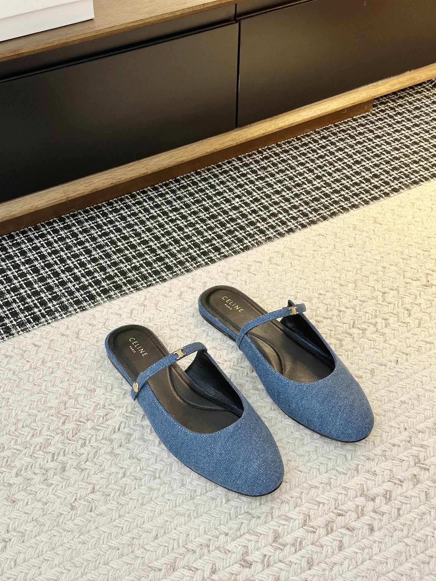 Cheap Celine Shoes in 221506, $75 USD- [IB221506] - Replica Celine Shoes