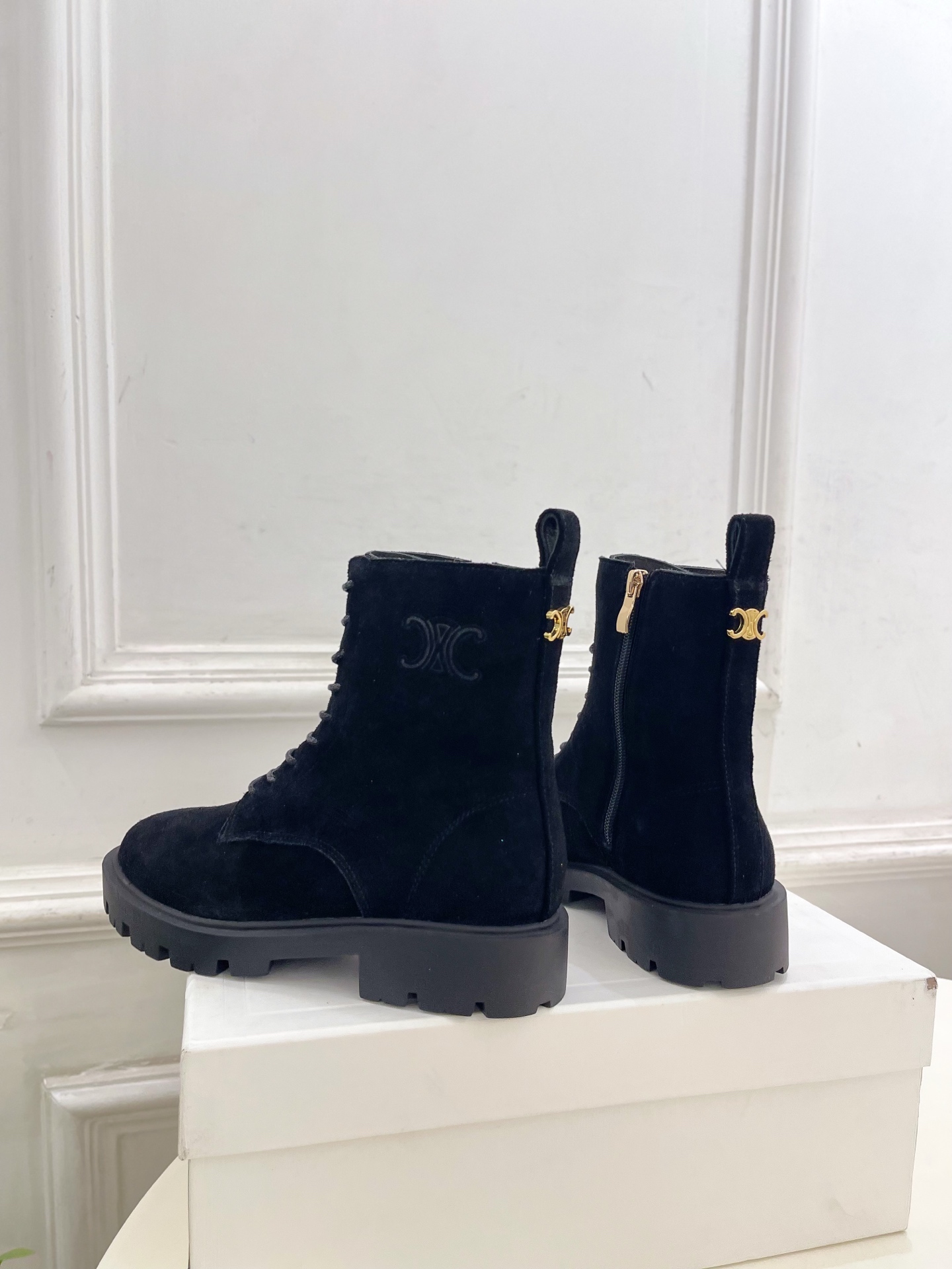 Cheap Celine Shoes in 221513, $115 USD- [IB221513] - Replica Celine Shoes