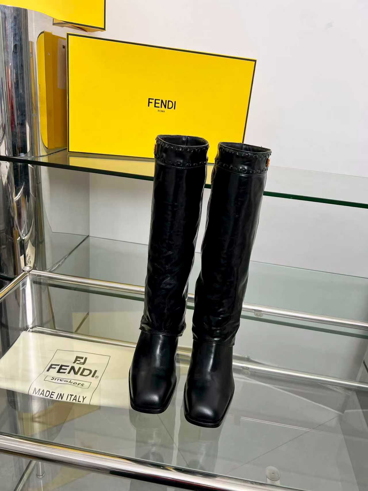 Cheap Fendi Sneakers For Women in 221539, $125 USD- [IB221539] - Replica Fendi Sneakers For Women