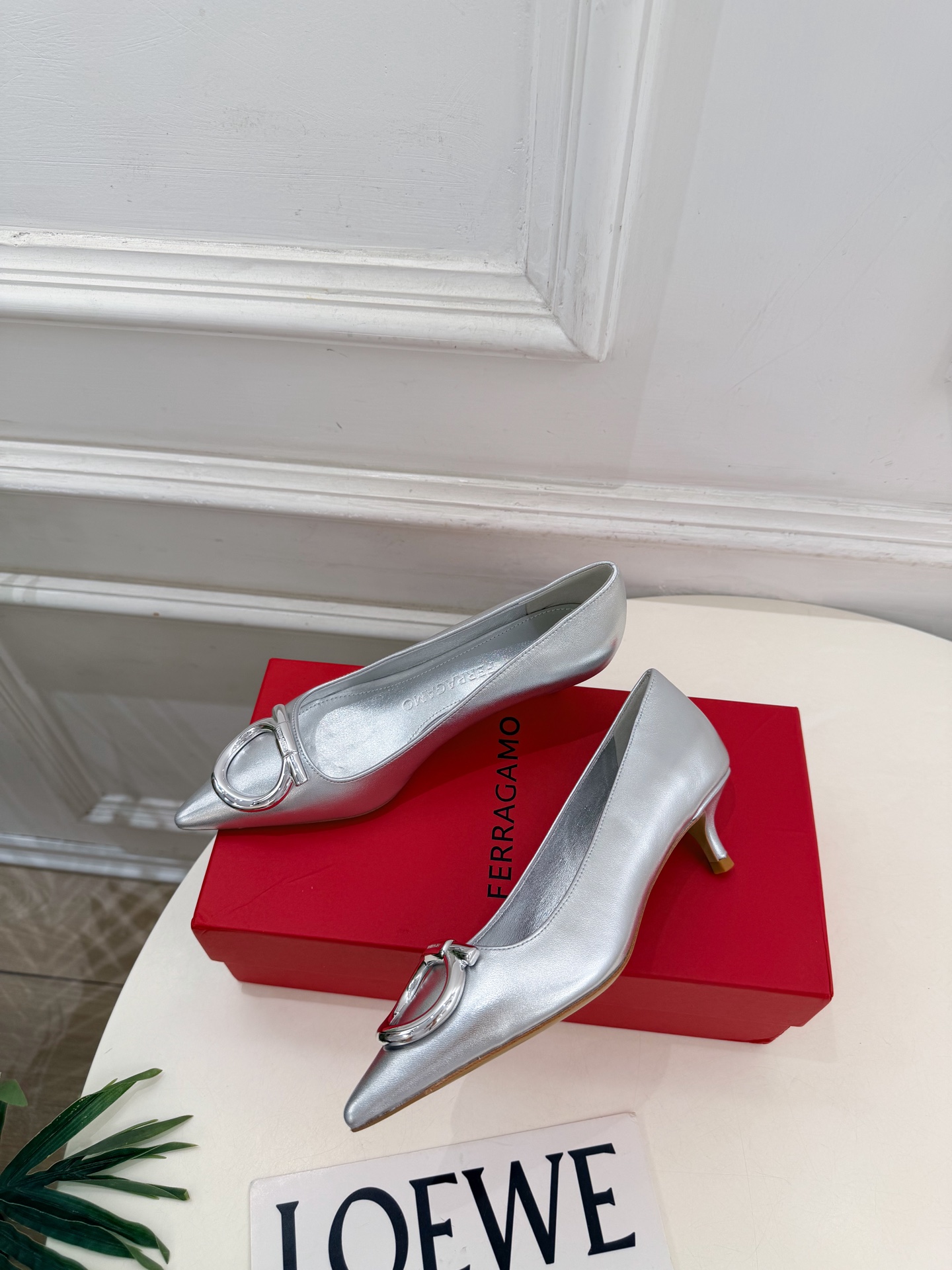 Cheap Ferragamo Loafers and Drivers For Women in 221546, $105 USD- [IB221546] - Replica Ferragamo Loafers and Drivers For Women