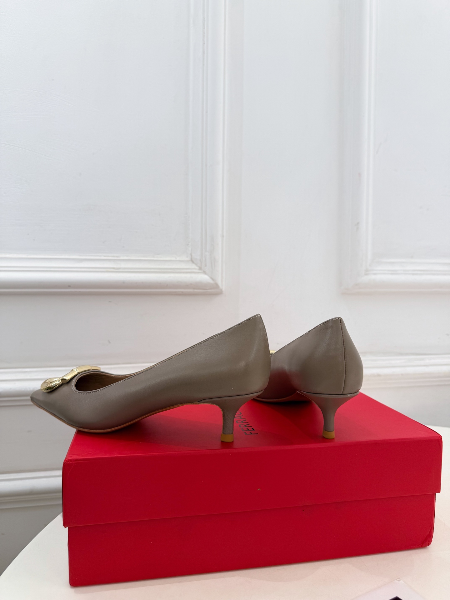 Cheap Ferragamo Loafers and Drivers For Women in 221547, $105 USD- [IB221547] - Replica Ferragamo Loafers and Drivers For Women