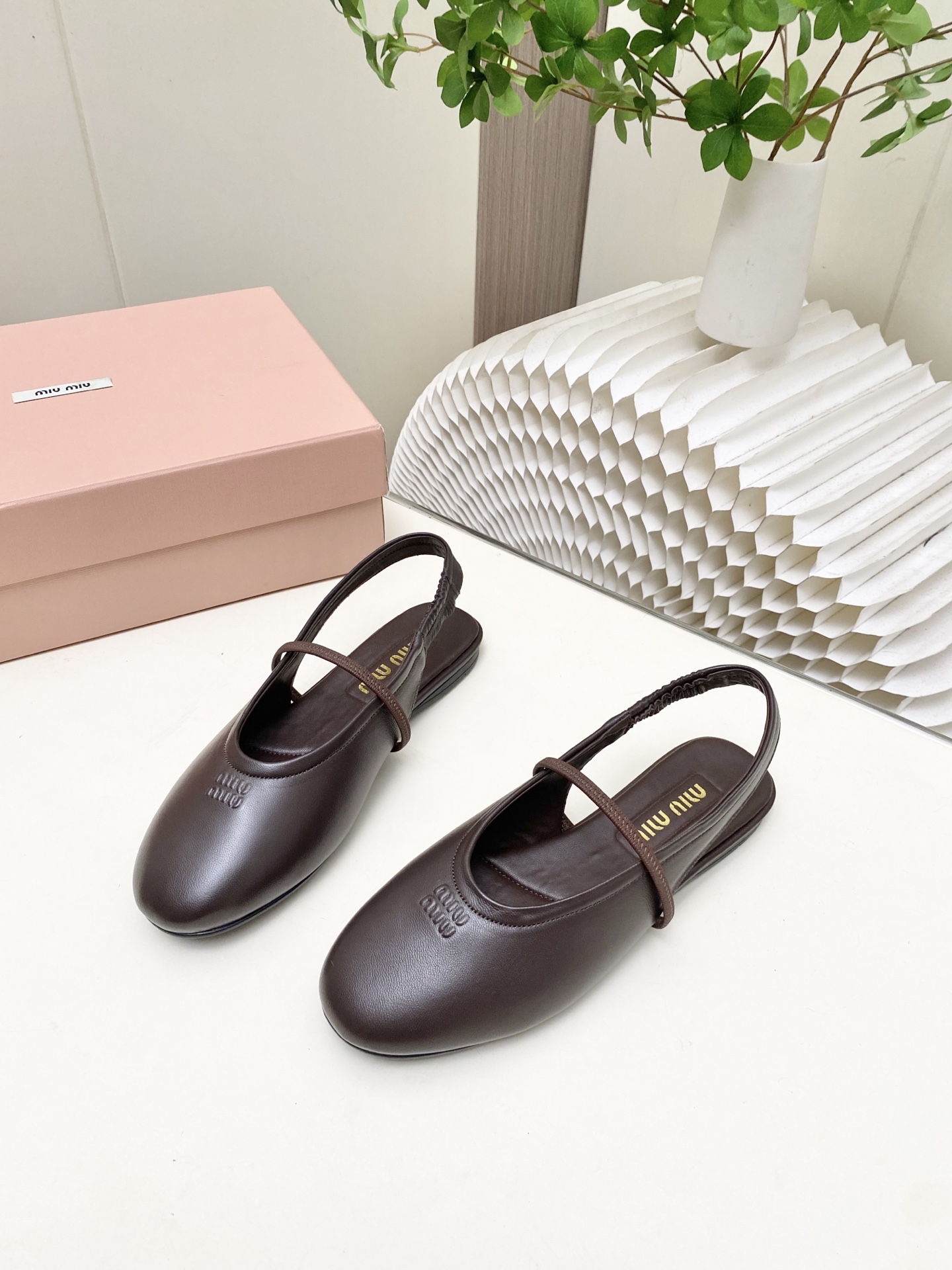 Cheap MiuMiu Sandals And Slippers For Women in 221597, $60 USD- [IB221597] - Replica MiuMiu Sandals And Slippers For Women