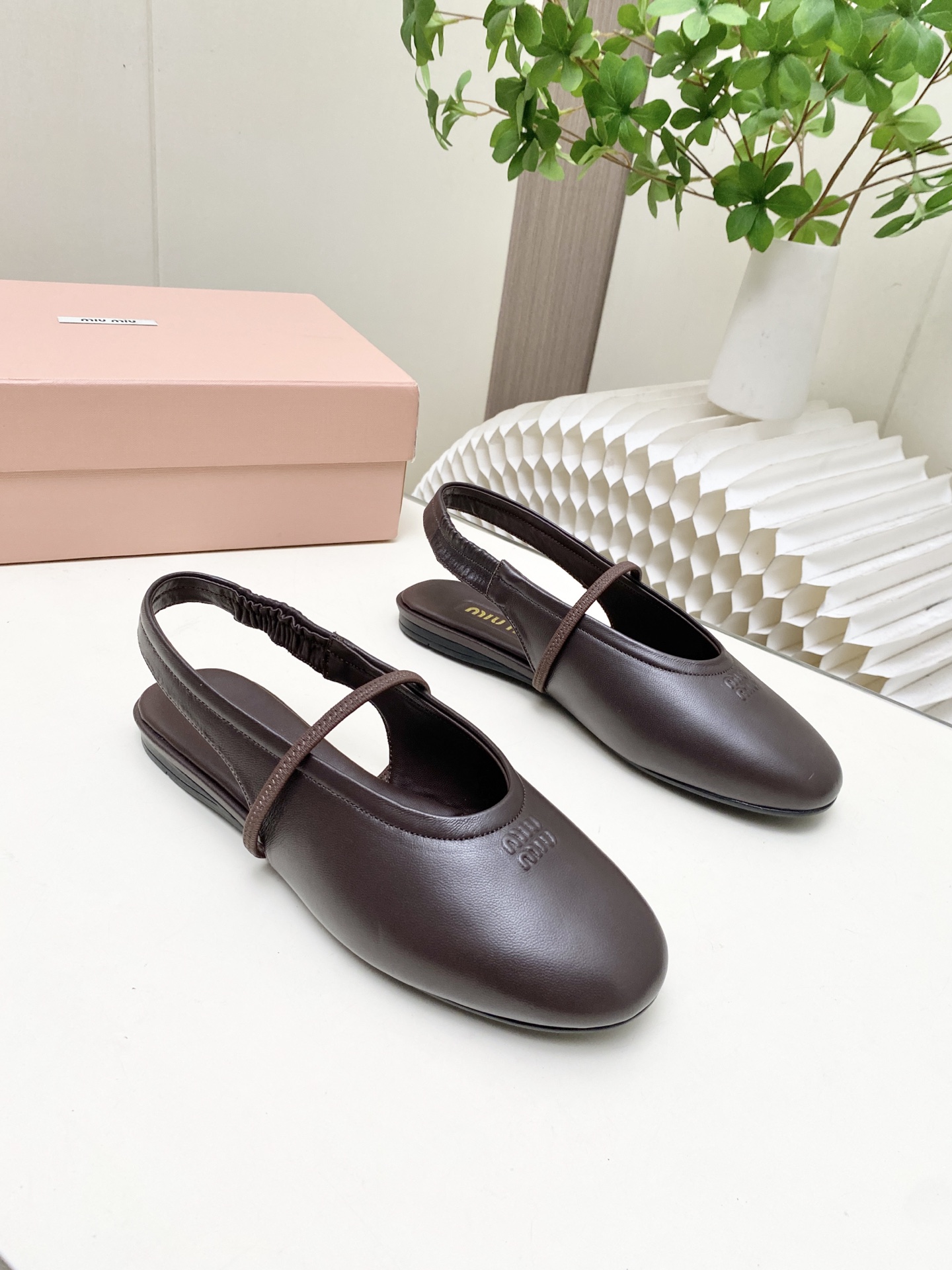 Cheap MiuMiu Sandals And Slippers For Women in 221597, $60 USD- [IB221597] - Replica MiuMiu Sandals And Slippers For Women