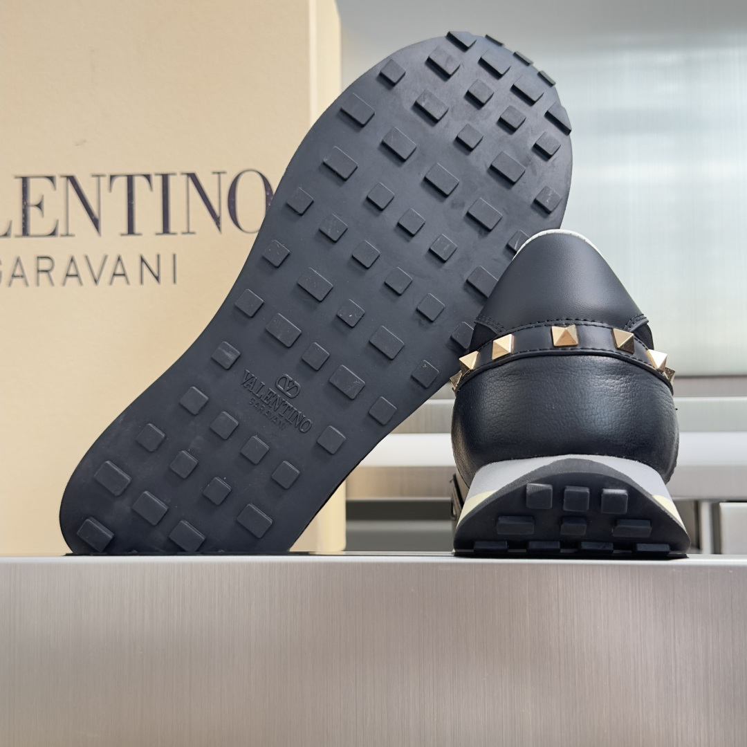 Cheap Valentino Sneakers For Women in 221608, $90 USD- [IB221608] - Replica Valentino Sneakers For Women