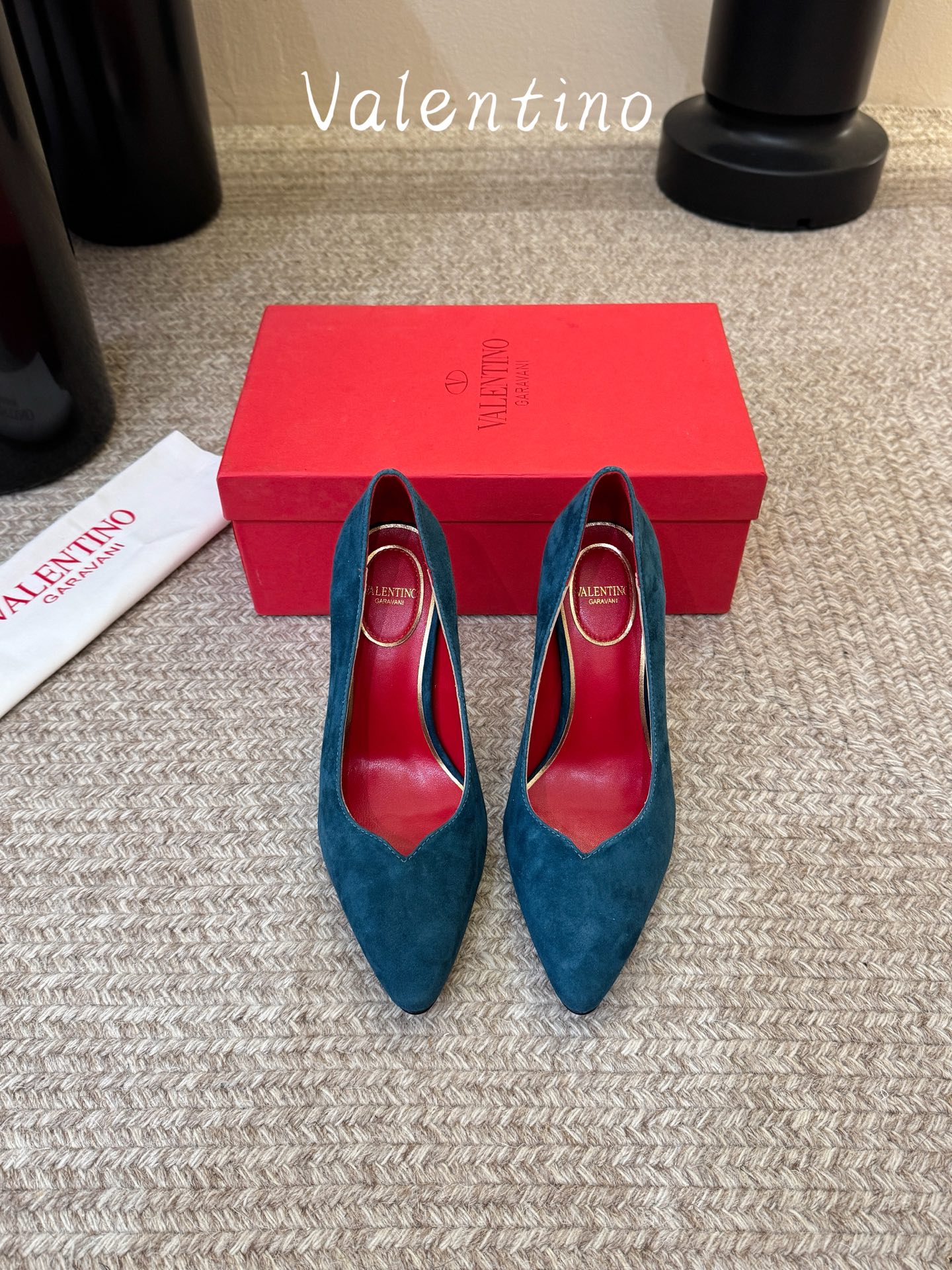 Cheap Valentino Pumps For Women in 221618, $85 USD- [IB221618] - Replica Valentino Pumps For Women