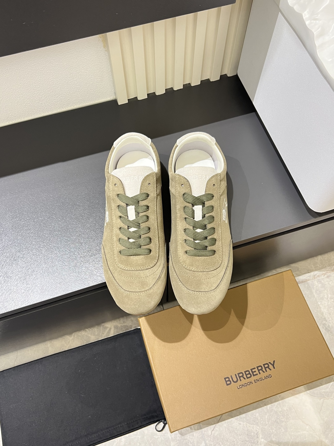 Cheap Burberry Sneakers For Men in 221710, $75 USD- [IB221710] - Replica Burberry Sneakers For Men
