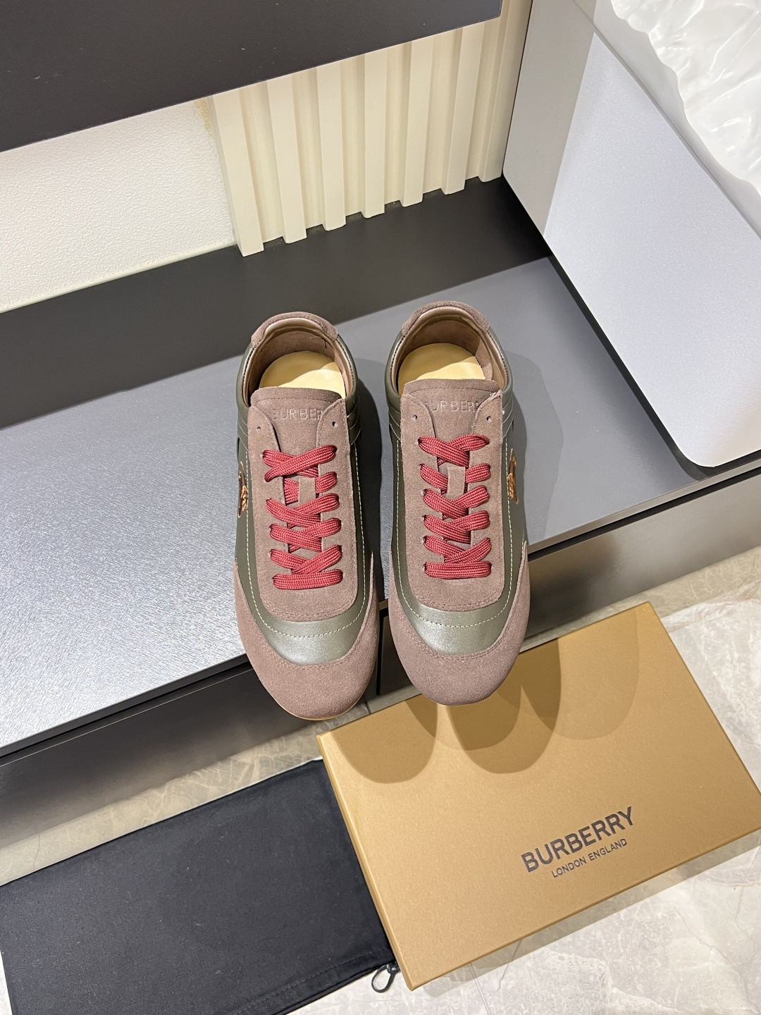 Cheap Burberry Sneakers For Men in 221711, $75 USD- [IB221711] - Replica Burberry Sneakers For Men