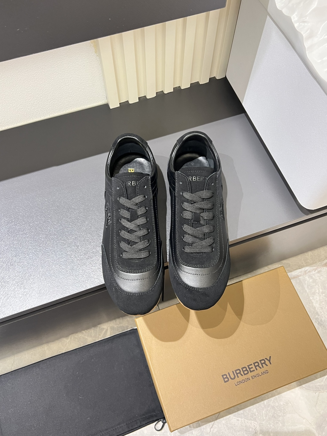 Cheap Burberry Sneakers For Men in 221712, $75 USD- [IB221712] - Replica Burberry Sneakers For Men