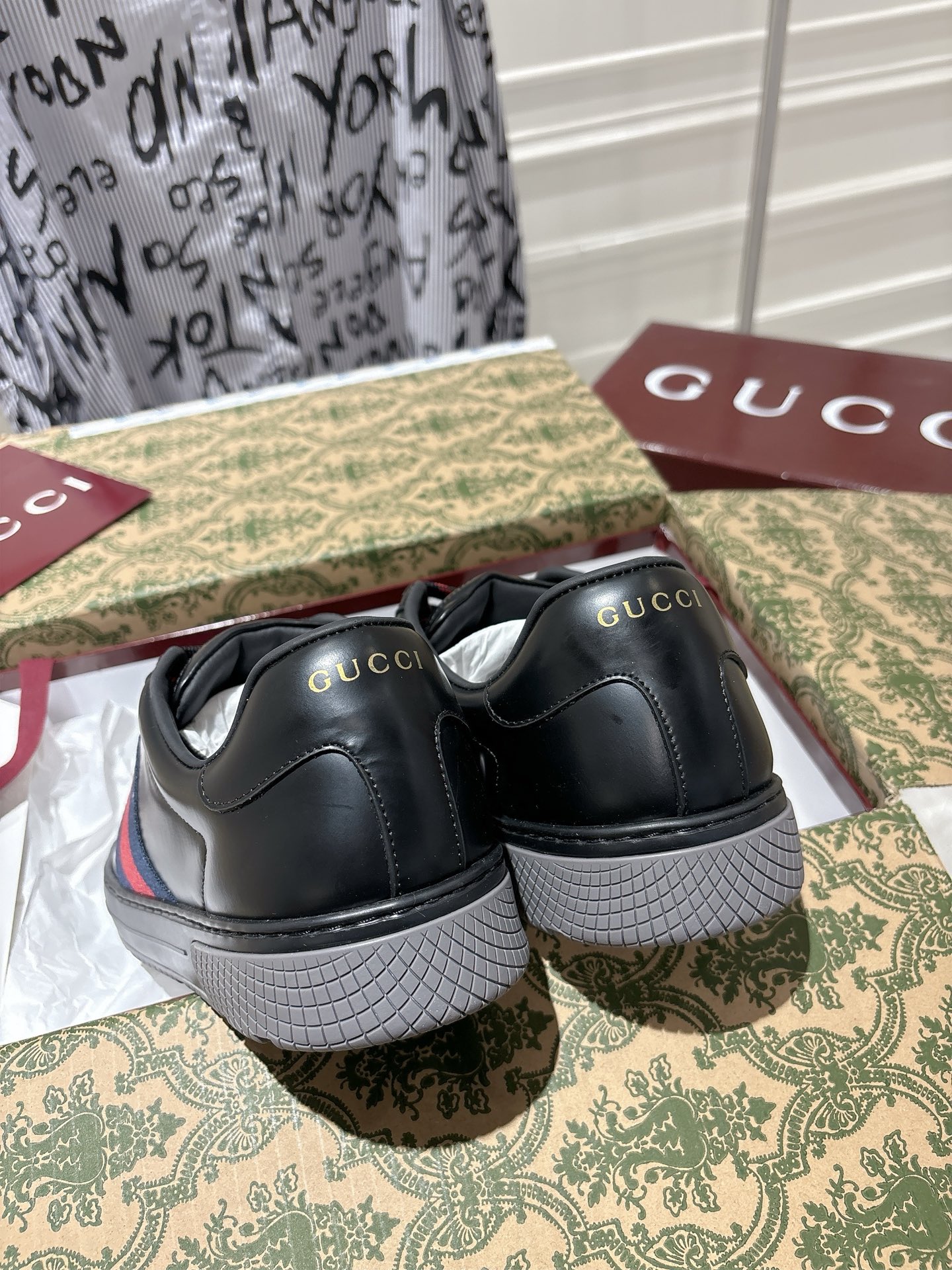 Cheap New Arrivals Gucci High quality Sneakers For Men in 221947, $105 USD- [IB221947] - Replica Gucci Sneakers For Men