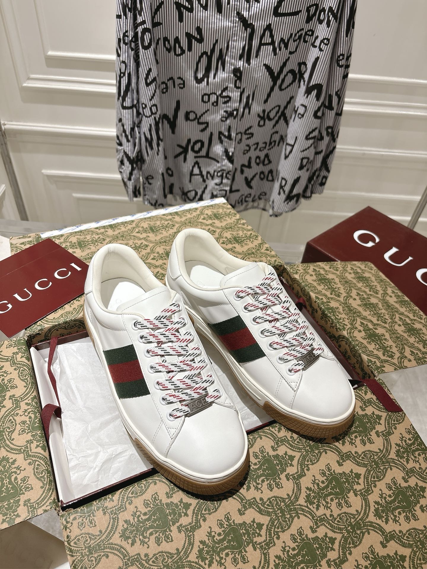 Cheap New Arrivals Gucci High quality Sneakers For Men in 221948, $105 USD- [IB221948] - Replica Gucci Sneakers For Men