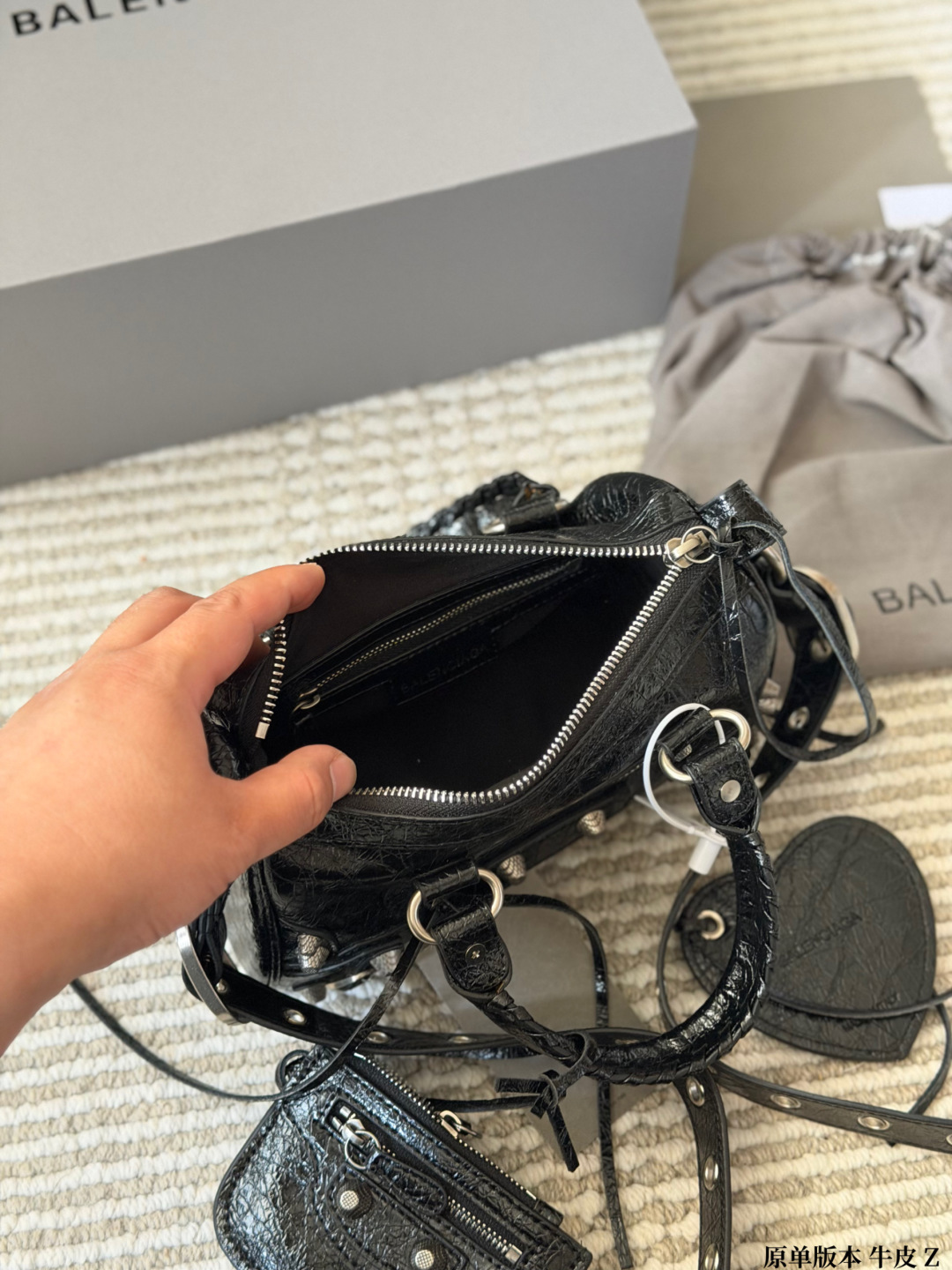 Cheap Balenciaga high quality Handbags in 222491, $95 USD- [IB222491] - Replica Balenciaga high quality Handbags