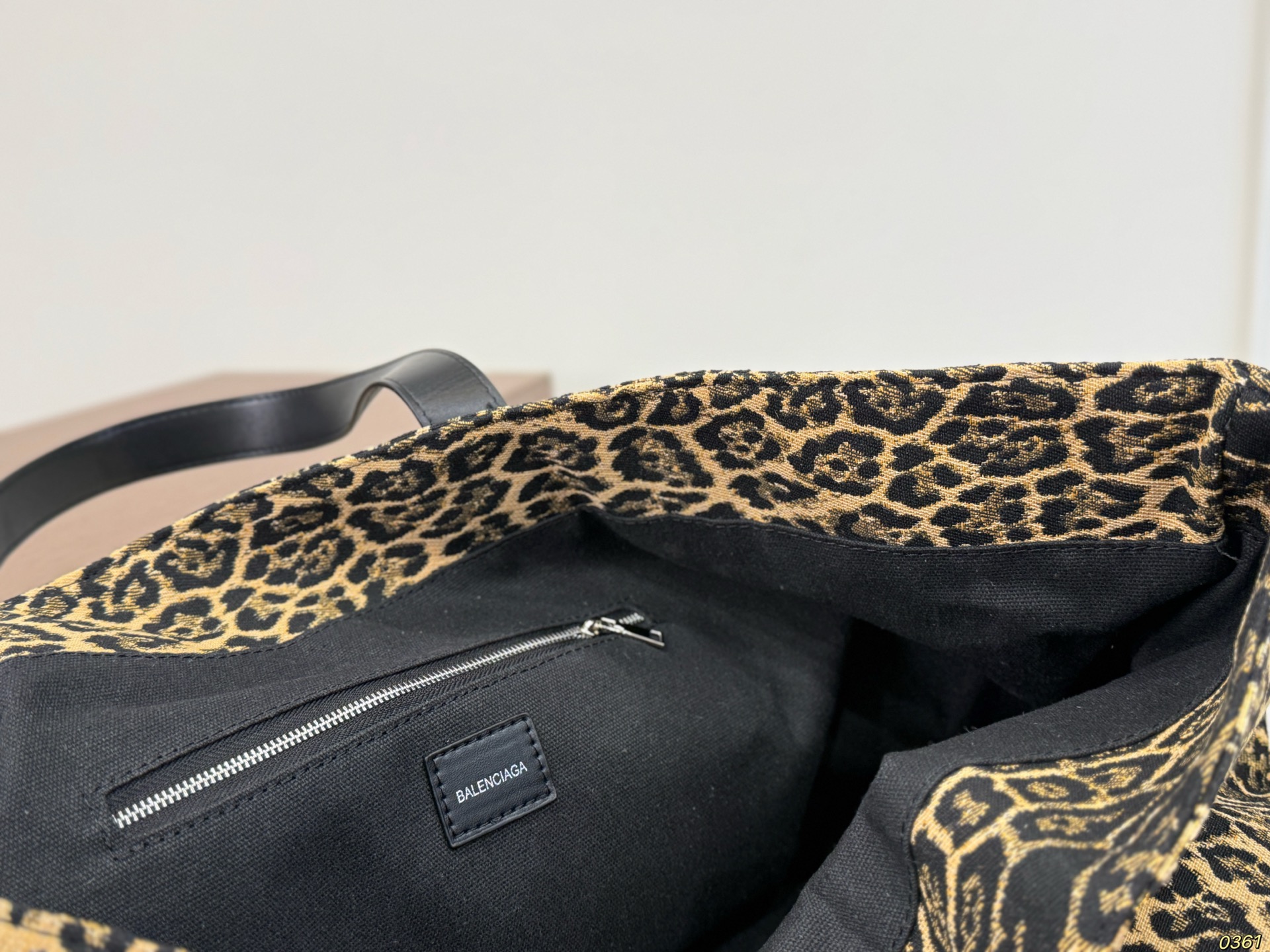 Cheap Balenciaga high quality Handbags in 222501, $110 USD- [IB222501] - Replica Balenciaga high quality Handbags