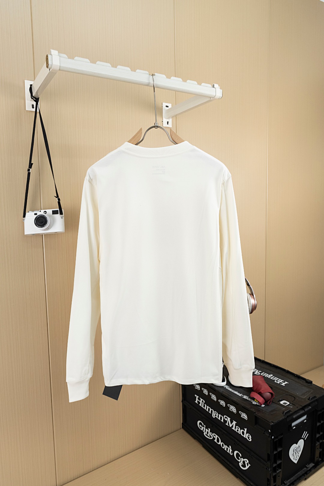 Cheap ARC TERYX Long-Sleeved T-Shirt for Men in 222567, $45 USD- [IB222567] - Replica ARC TERYX Long-Sleeved T-Shirt for Men