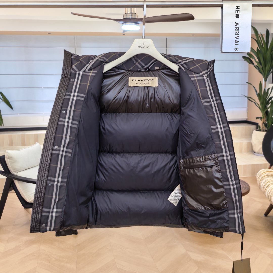 Cheap Burberry Trench Coats For Men in 222663, $200 USD- [IB222663] - Replica Burberry Trench Coats For Men