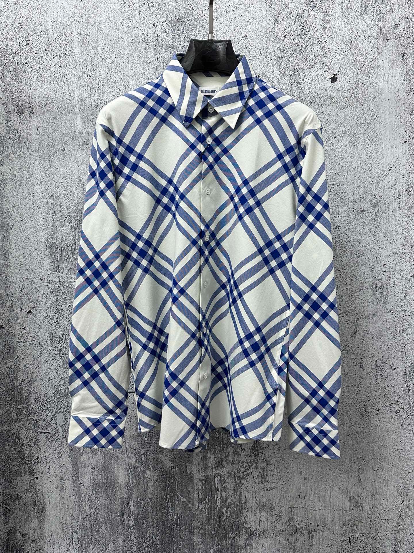 Cheap Burberry Long-Sleeved Polo Shirts for Men in 222690, $45 USD- [IB222690] - Replica Burberry Long-Sleeved Polo Shirts for Men