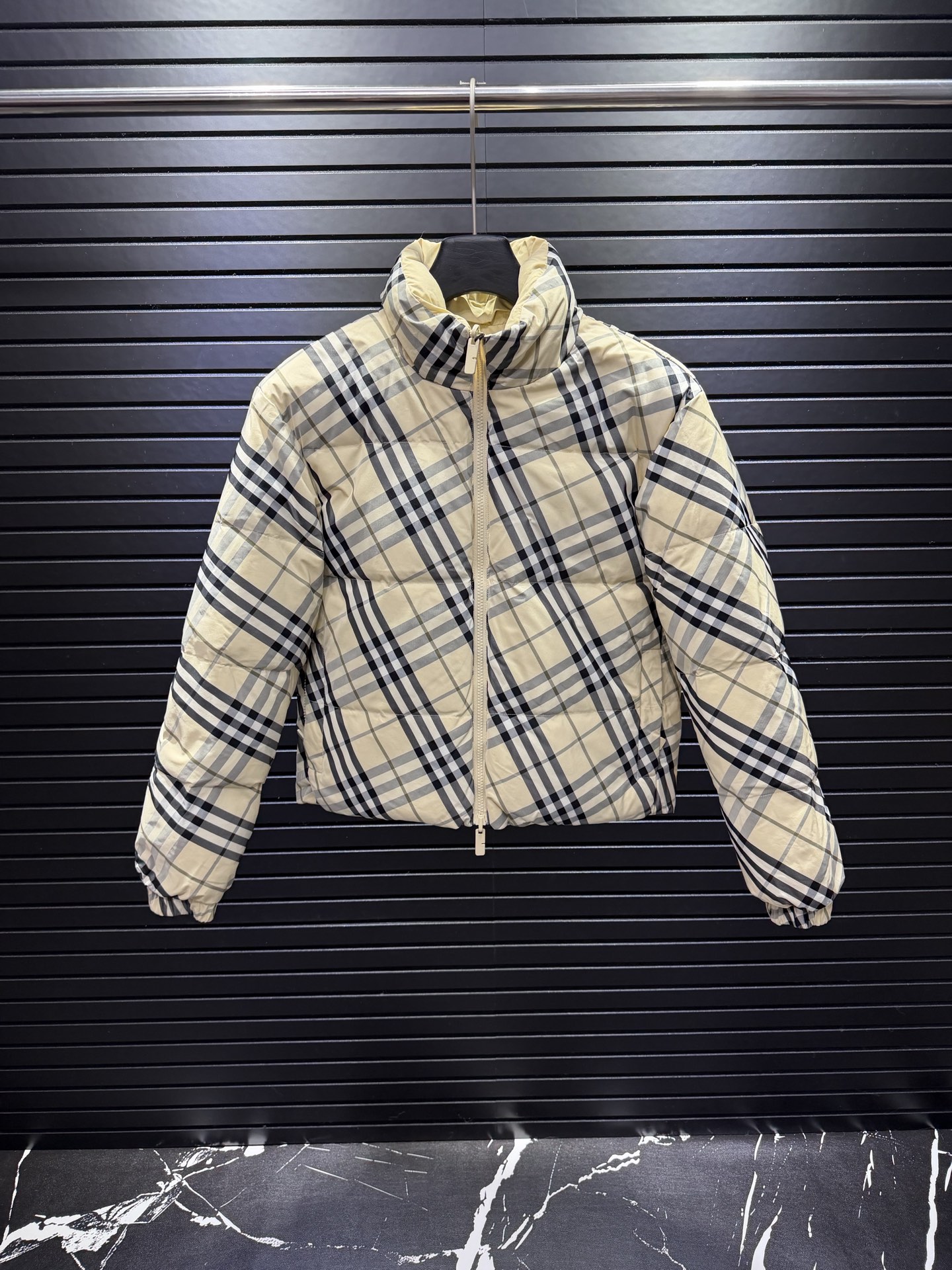 Cheap Burberry Trench Coats For Men in 222766, $150 USD- [IB222766] - Replica Burberry Trench Coats For Men