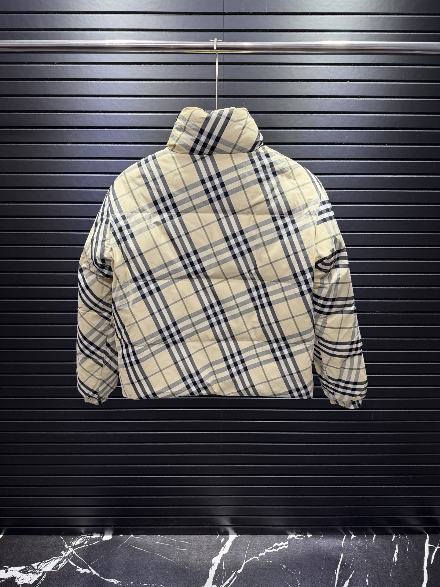 Cheap Burberry Trench Coats For Men in 222766, $150 USD- [IB222766] - Replica Burberry Trench Coats For Men