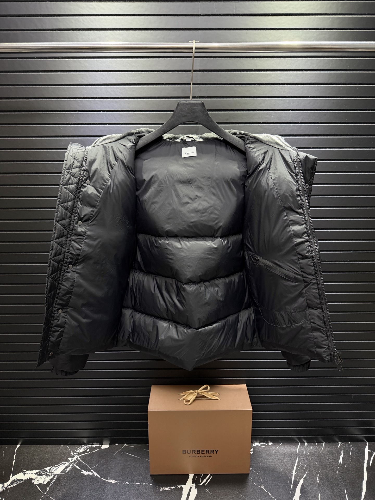 Cheap Burberry Trench Coats For Men in 222767, $150 USD- [IB222767] - Replica Burberry Trench Coats For Men