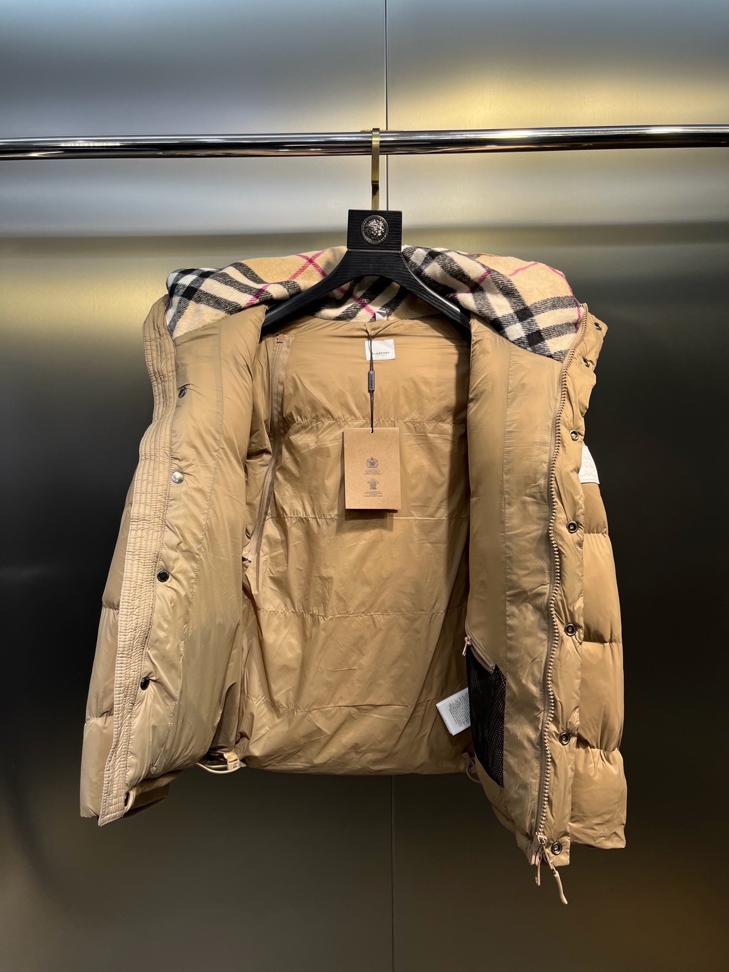 Cheap Burberry Trench Coats For Men in 222769, $150 USD- [IB222769] - Replica Burberry Trench Coats For Men